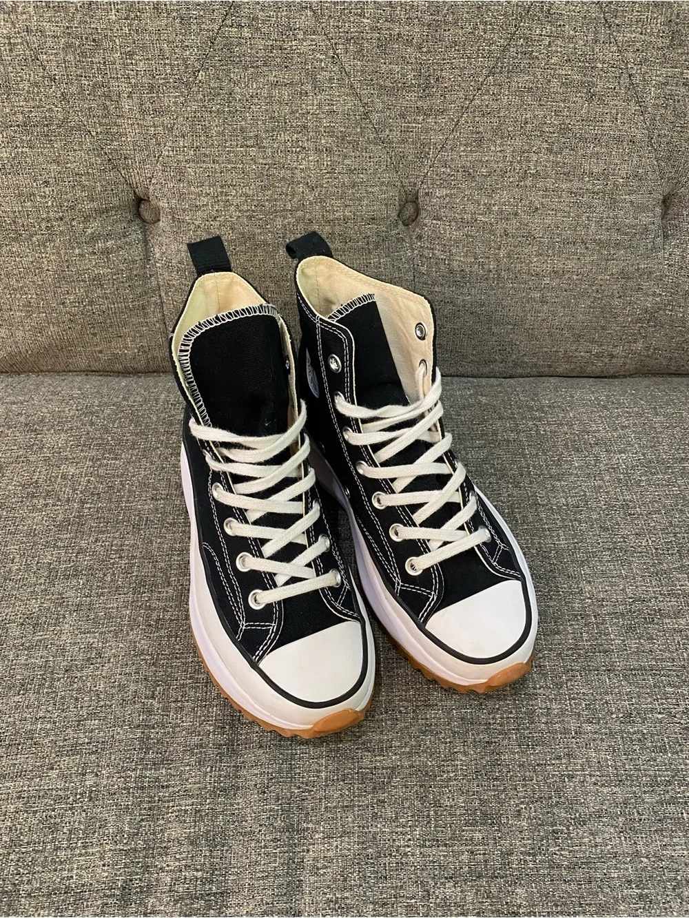 Converse Run Star Hike Platform High Top Sneakers Women’s Size 7